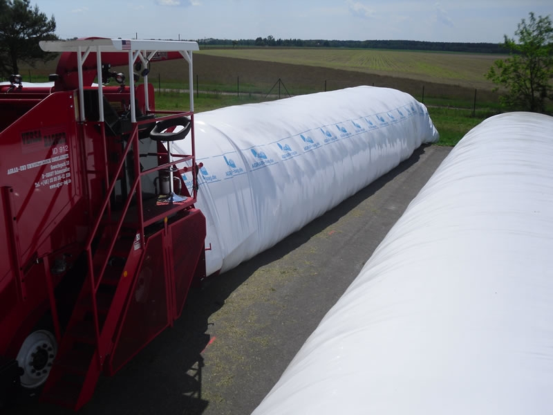 AGRAR-bag Folienschlauch Grasilage-Ablage auf befestigtem Boden